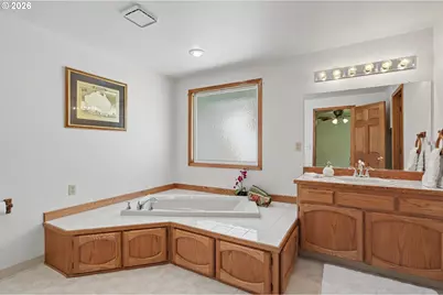 8917 NE 28th Ave, Vancouver, WA 98665 - Photo 25