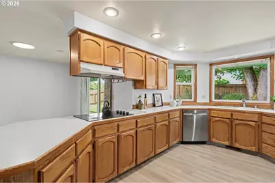 8917 NE 28th Ave, Vancouver, WA 98665 - Photo 13