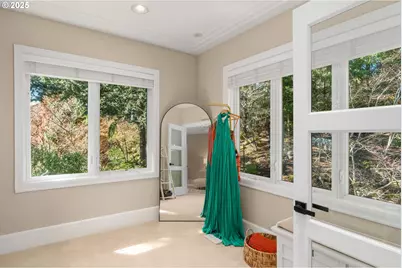 11295 SE Lenore St, Happy Valley, OR 97086 - Photo 27