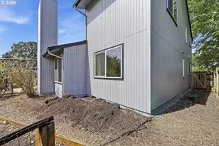 460 Timothy St, Junction City, OR 97448 - Photo 45