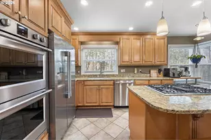 11505 SW Boones Ferry Rd, Portland, OR 97219 - Photo 11