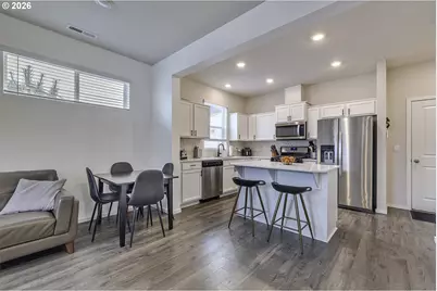 898 N 18th Ave, Cornelius, OR 97113 - Photo 7