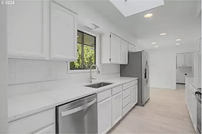 3018 SE 119th Ave, Portland, OR 97266 - Photo 11