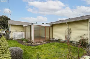 1383 Thompson Rd, Woodburn, OR 97071 - Photo 25