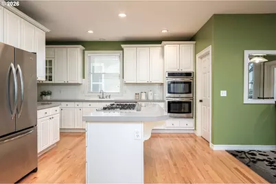 22285 NE Park Ln, Fairview, OR 97024 - Photo 11