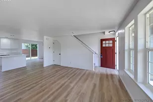 1041 Fabry Rd, Salem, OR 97306 - Photo 3