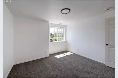 1041 Fabry Rd, Salem, OR 97306 - Photo 13