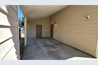 906 Pioneer St, Ridgefield, WA 98642 - Photo 13