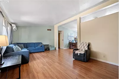4923 Morely Loop, Eugene, OR 97402 - Photo 13