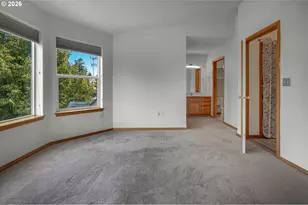 10324 NE Fargo St, Portland, OR 97220 - Photo 17