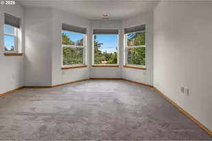 10324 NE Fargo St, Portland, OR 97220 - Photo 15