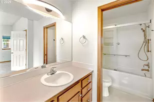 10324 NE Fargo St, Portland, OR 97220 - Photo 21