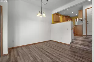 10324 NE Fargo St, Portland, OR 97220 - Photo 7