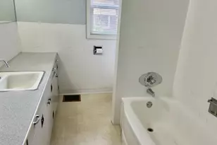 3636 NE Wasco St, Portland, OR 97232 - Photo 9