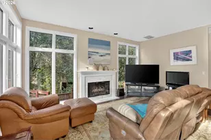 14595 Sherbrook Pl, Lake Oswego, OR 97035 - Photo 3