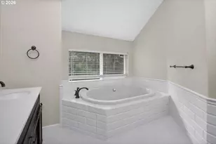 14595 Sherbrook Pl, Lake Oswego, OR 97035 - Photo 17