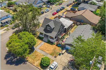 1212 E 6th St, Newberg, OR 97132 - Photo 37