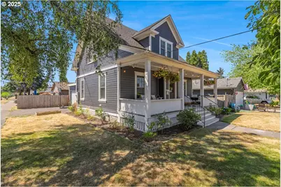 1212 E 6th St, Newberg, OR 97132 - Photo 3
