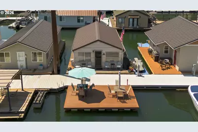 18699 NE Marine Dr #C5, Portland, OR 97230 - Photo 1