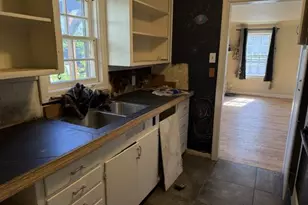 54 E 24th Ave, Eugene, OR 97405 - Photo 9