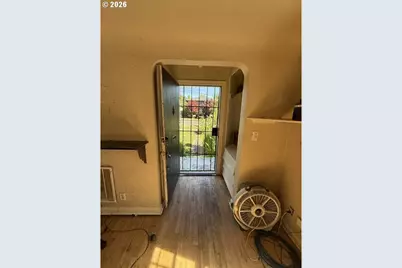 54 E 24th Ave, Eugene, OR 97405 - Photo 15