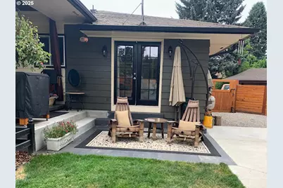 10311 NE Russell Ct, Portland, OR 97220 - Photo 37