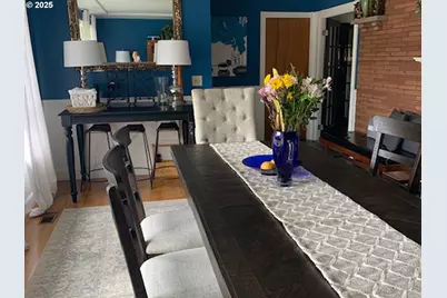 10311 NE Russell Ct, Portland, OR 97220 - Photo 9