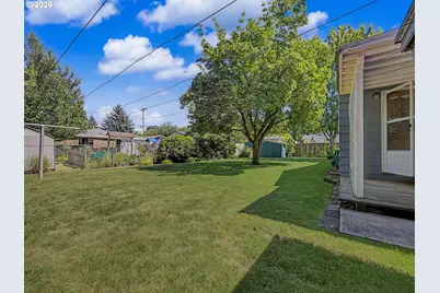 250 SE Juniper Ave, Gresham, OR 97080 - Photo 41