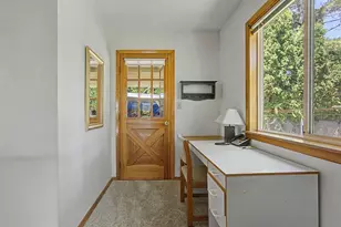 250 SE Juniper Ave, Gresham, OR 97080 - Photo 21