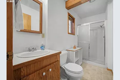 250 SE Juniper Ave, Gresham, OR 97080 - Photo 35