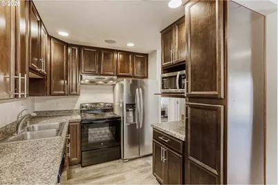 11046 SW Greenburg Rd #128, Portland, OR 97223 - Photo 15