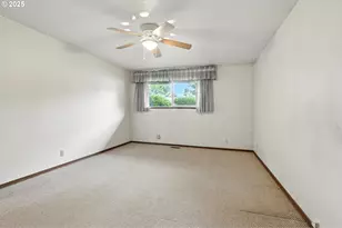 3359 SE Pine St, Hillsboro, OR 97123 - Photo 25