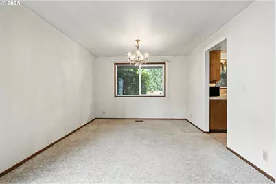 3359 SE Pine St, Hillsboro, OR 97123 - Photo 17