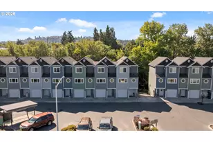 990 W 8th Pl, The Dalles, OR 97058 - Photo 3