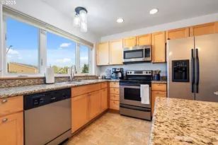 990 W 8th Pl, The Dalles, OR 97058 - Photo 13