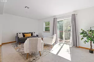 990 W 8th Pl, The Dalles, OR 97058 - Photo 5