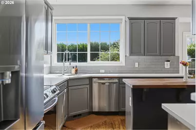 2440 NW 25th Ave, Camas, WA 98607 - Photo 9