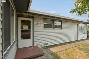 22222 SE Ash St, Gresham, OR 97030 - Photo 17
