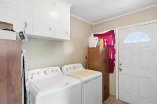 22222 SE Ash St, Gresham, OR 97030 - Photo 11