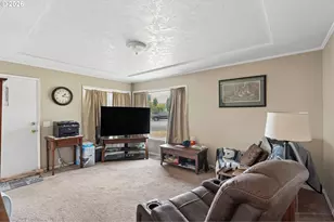 22222 SE Ash St, Gresham, OR 97030 - Photo 5