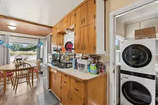 22222 SE Ash St, Gresham, OR 97030 - Photo 29