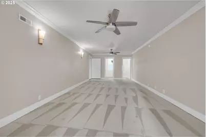 3755 Julia Loop, Eugene, OR 97404 - Photo 27