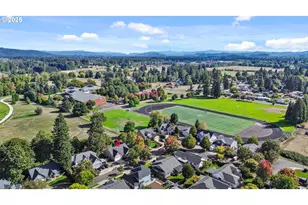 3755 Julia Loop, Eugene, OR 97404 - Photo 43