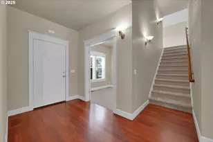 3755 Julia Loop, Eugene, OR 97404 - Photo 3