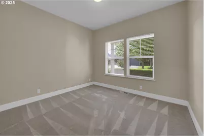 3755 Julia Loop, Eugene, OR 97404 - Photo 21