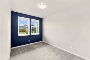 1947 N Knott Ct, Canby, OR 97013 - Photo 15