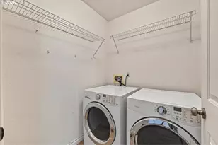 20901 SW Moline Ct, Beaverton, OR 97006 - Photo 23