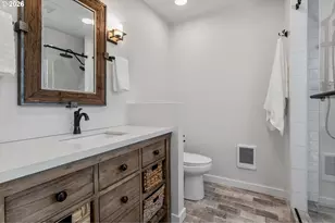 118 N Hayden Bay Dr, Portland, OR 97217 - Photo 25