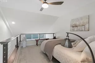 118 N Hayden Bay Dr, Portland, OR 97217 - Photo 19