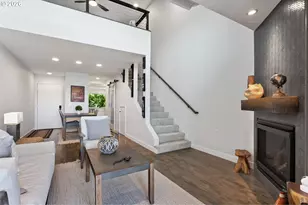 118 N Hayden Bay Dr, Portland, OR 97217 - Photo 3